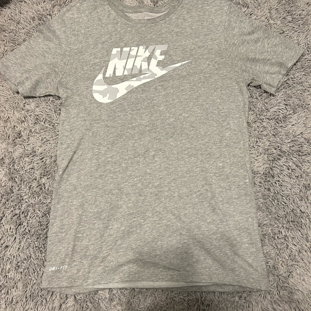 Camo Mens Nike Tee, Size: Men’s Small